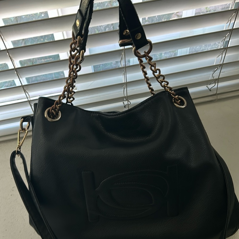 Bebe purse